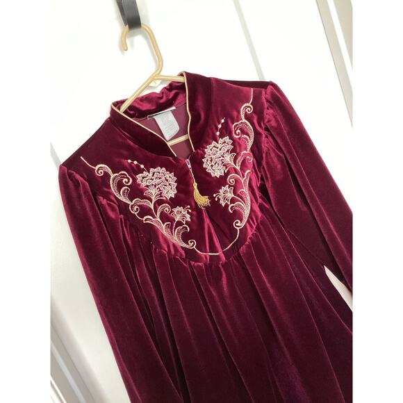 VTG Amanda Stewart Embroidered Floral Half Zip Jasmine Rose Robe Maroon Medium - Picture 2 of 8